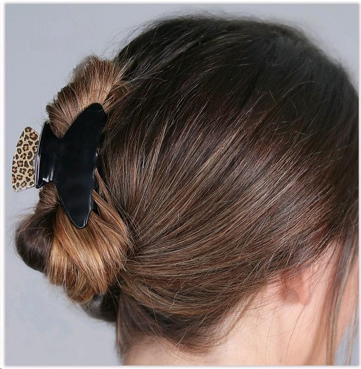 Image du produit Parsa Beauty Pince à cheveux PARSA avec motif léopard, noir 1 pc. (1 pcs)