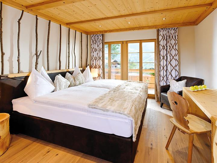 Produktbild Smartbox 1 Übernachtung im 4* Aspen Alpin Lifestyle Hotel mit Zugang zum Wellnessbereich (2 Pers.)