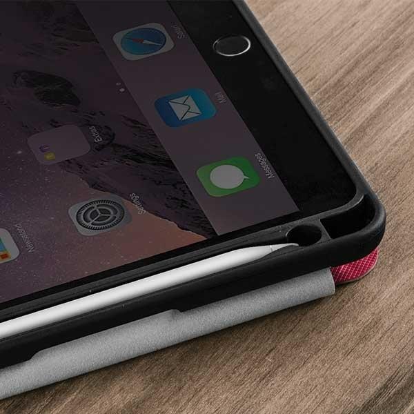 Actual product image Uniq Tablet case etui Transforma Rigor iPad 10.2" (2019) black/ebony black (iPad Pro 10.5)