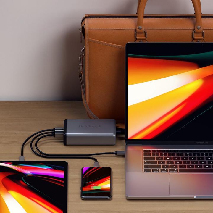 Actual product image Satechi Per USB-C Desktop Charger (108 W)