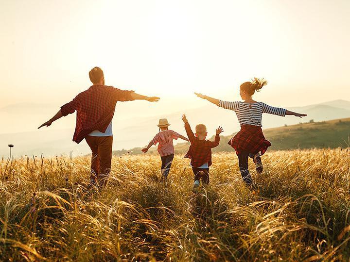 Image du produit Smartbox Séjour atypique en famille : 1 nuit en hébergement insolite en Europe (4 pers.)