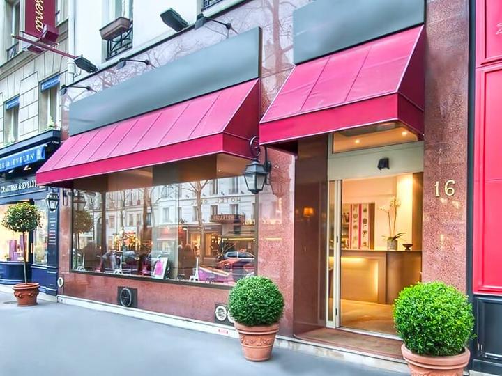 Image du produit Smartbox Paris magique : séjour romantique d'1 nuit en hôtel 3* ou 4* (2 pers.)