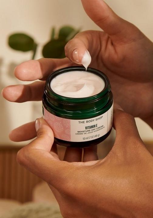 Immagine prodotto Body Shop Crema idratante alla vitamina E 50ml per tutti i tipi di pelle (50 ml, Crema da giorno)