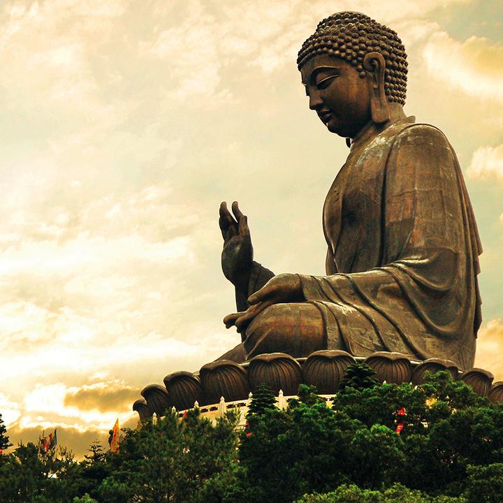 Immagine prodotto Il sorriso di Buddha 2024 (30 x 30 cm, Copertina rigida, Inglese, Italiano, Francese, Ceco, Olandese, Spagnolo, Tedesco, Polacco)
