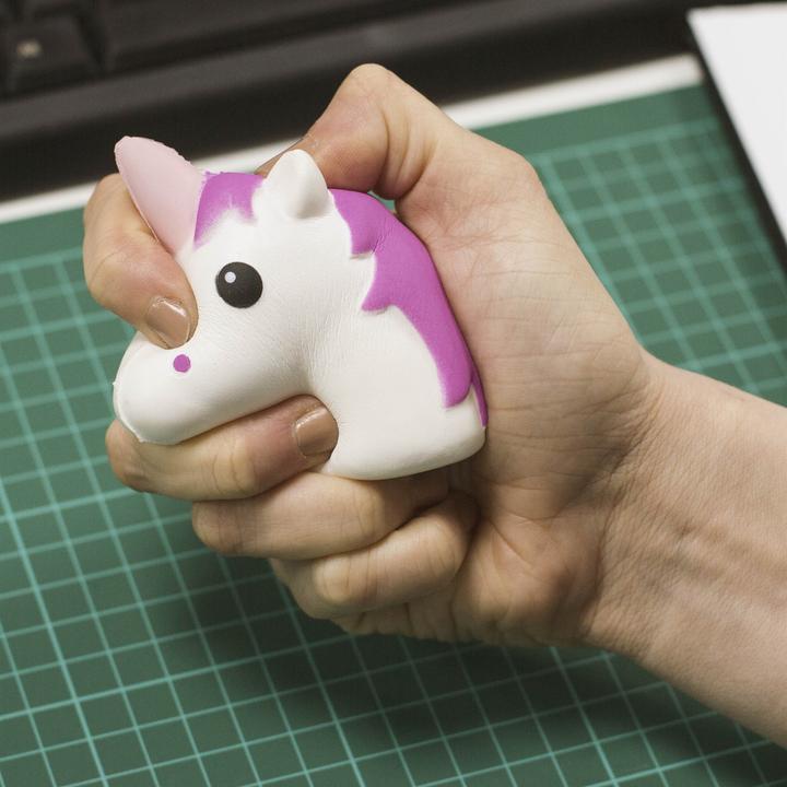 Immagine prodotto Novelty Palla antistress Einhorn