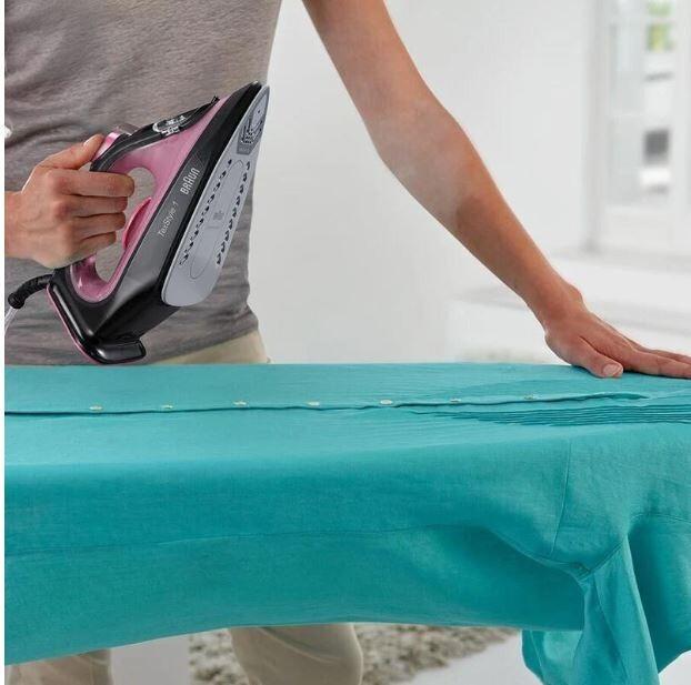 Actual product image Braun TexStyle 1 Dry & Steam Iron Ceramic Sole, Purple (2000 W, 130 g/min)