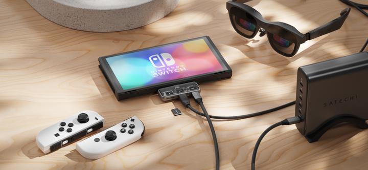 Image du produit Satechi Mobile XR Hub with microSD (USB-C, 2 Ports)