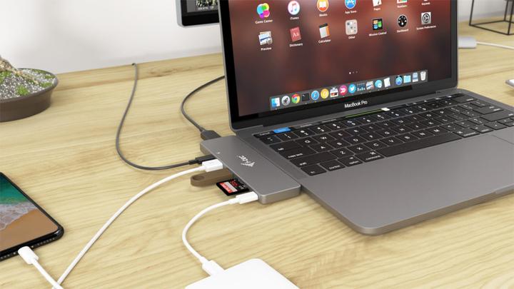 Actual product image i-tec USB-C Dock (Thunderbolt, 7 Ports)