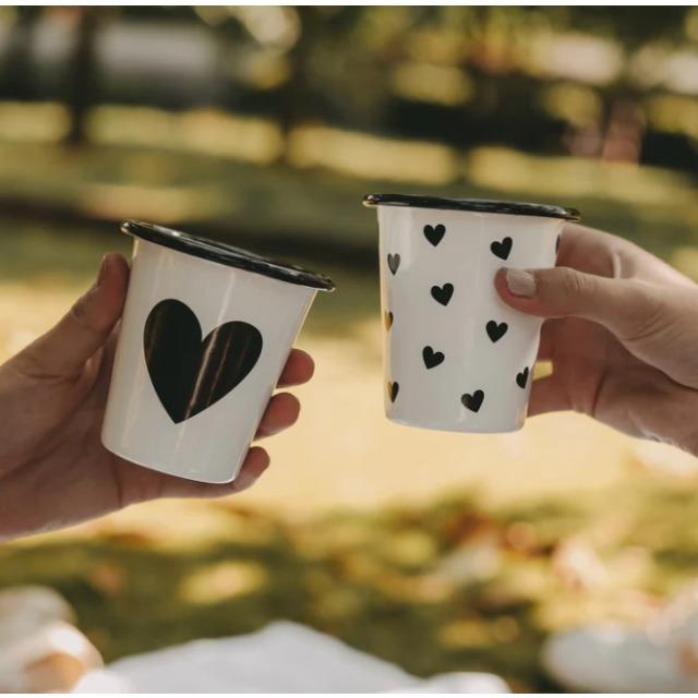 Actual product image Eulenschnitt Enamel mug hearts - by (250 ml)