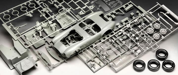 Actual product image Revell AC Cobra 289