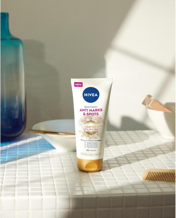Immagine prodotto NIVEA Luminous Body Creme Anti-Dehnungsstreifen & -Pigmentflecken (Crema corpo, 200 ml)