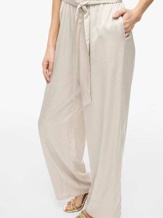 Actual product image Vila VIMARELLE Ärmelloser Jumpsuit (44)