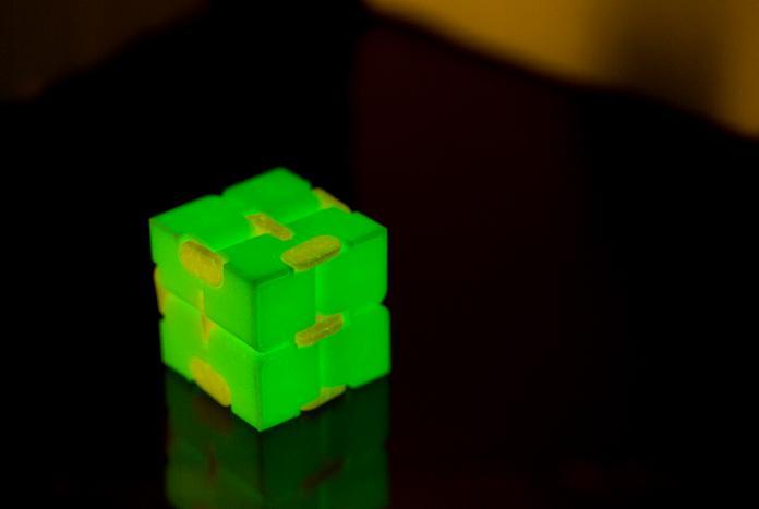 Produktbild Out of the blue Fidget Toy Infinity Cube