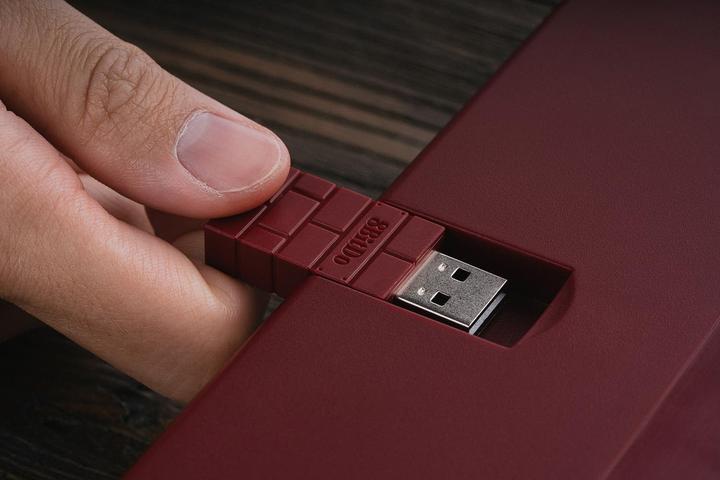 Actual product image 8bitdo Mechanical Keyboard Hot Swappable 87 Keys (Eng. Int., Wireless)