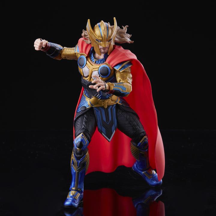Produktbild Hasbro Marvel Legends Thor: Love and Thunder 15 cm grosse Thor Action-Figur zum Sammeln, 3 Accessoires