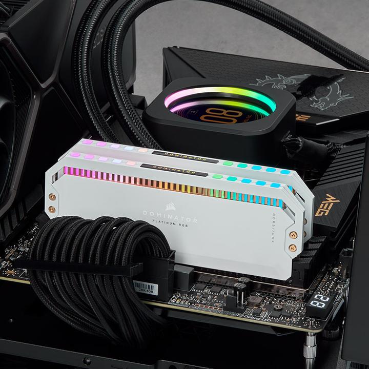 Immagine prodotto Corsair Dominator Platinum RGB (2 x 16GB, 6200 MHz, RAM DDR5, DIMM)