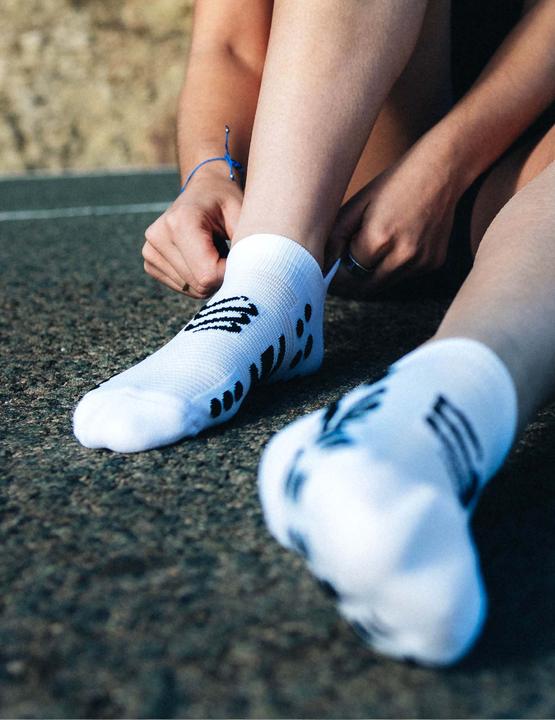 Immagine prodotto Compressport Pro Racing Socks v4.0 Run Low (42 - 44)
