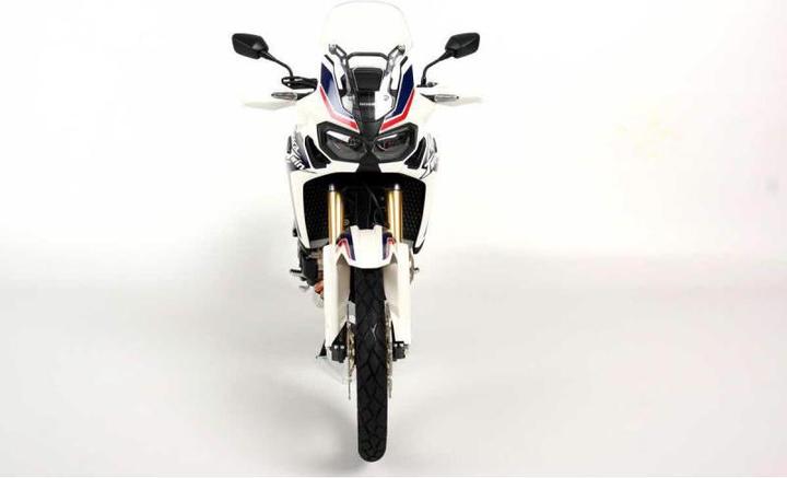 Actual product image Tamiya 1/6 Honda CRF 1000L Africa Twin
