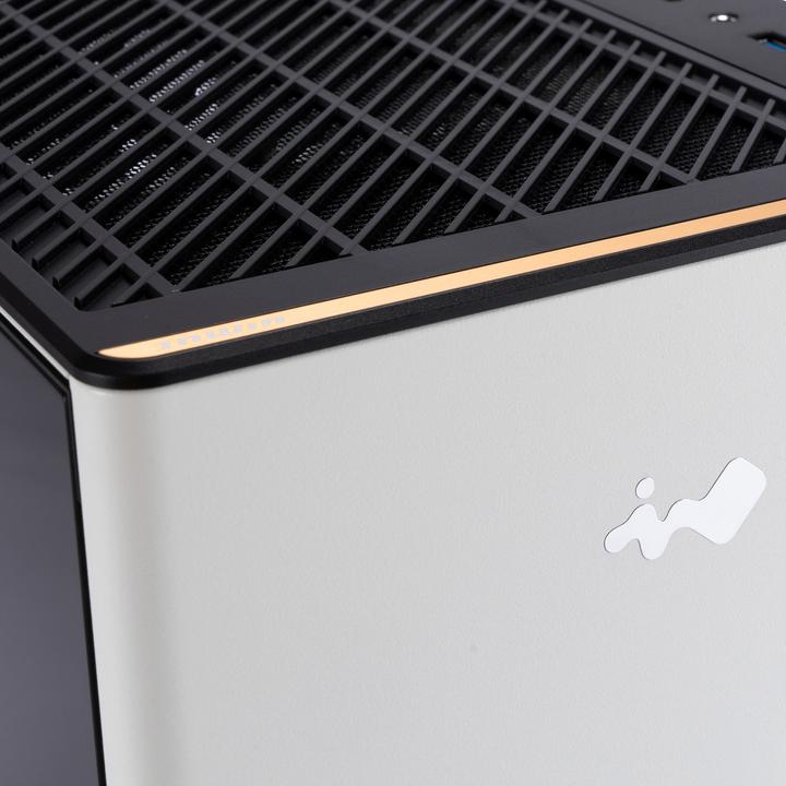 Actual product image In Win A3 (mATX)