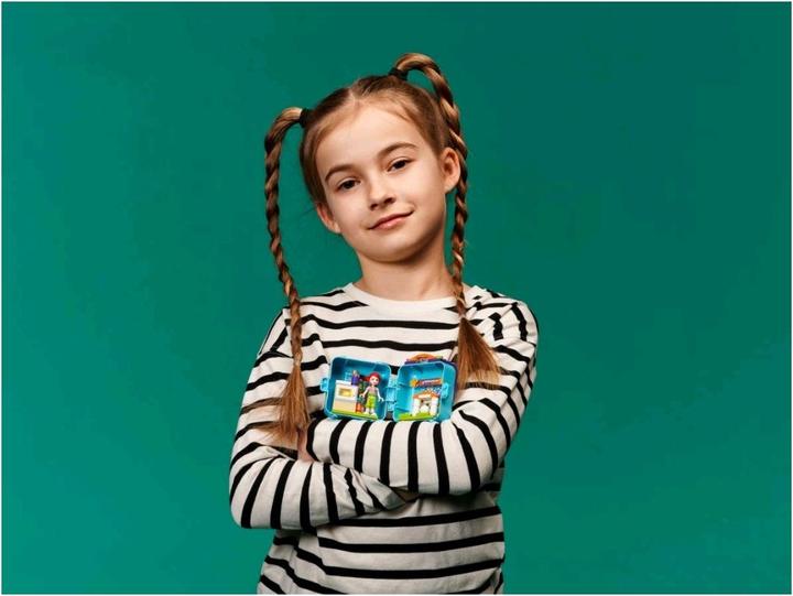 Actual product image LEGO Mia's Football Cube (41669, LEGO Friends)