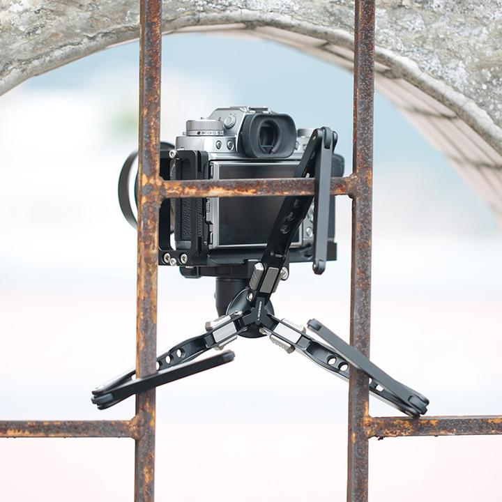 Actual product image Leofoto MT-03 mini tripod