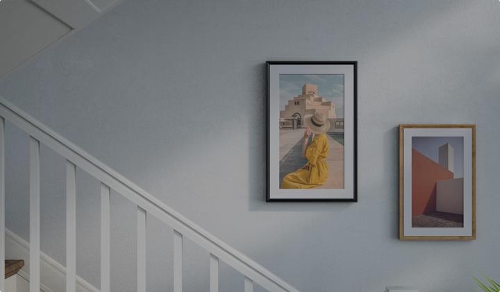 Actual product image Meural Canvas II (27", 1920 x 1080 pixels)