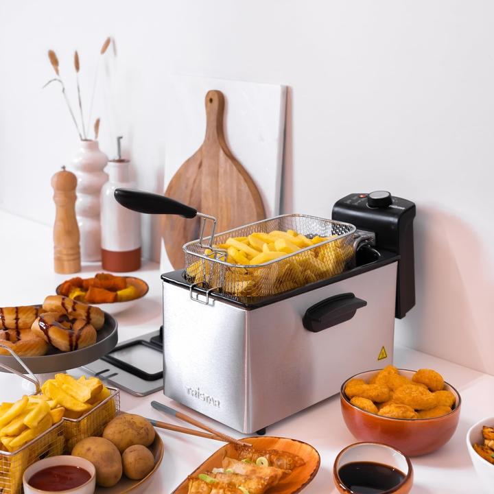 Actual product image Tristar FR-6947 Deep Fryer PRO, Black/Stainless Steel (EU plug)