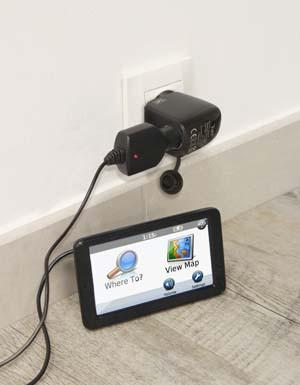 Produktbild T'nB TNB 230 Volt Adapter auf12 Volt