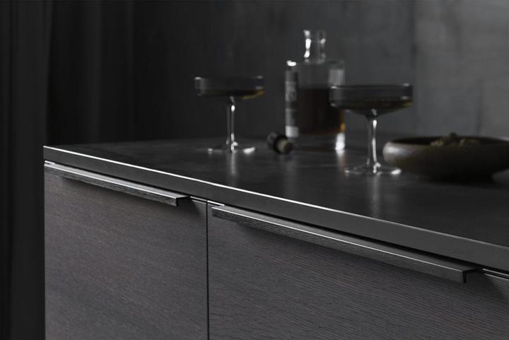 Actual product image Furnipart TRIM handle strip length 195 mm, aluminium stainless steel effect