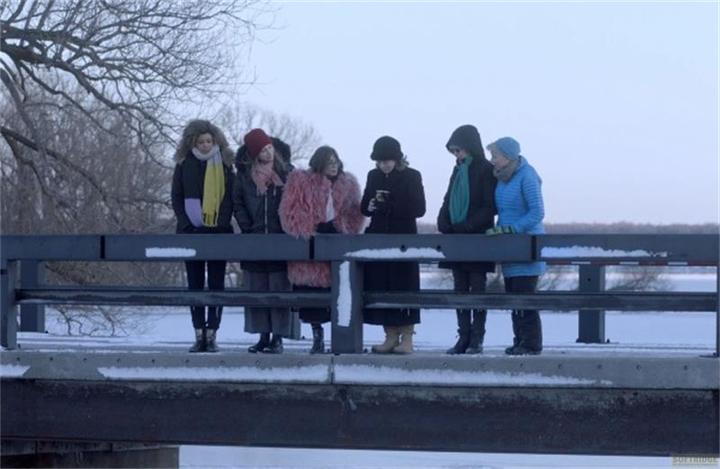 Produktbild Chantilly Bridge - Einige Freundschaften bleiben ein Leben lang (3D DVD, 2024, Deutsch, Englisch)