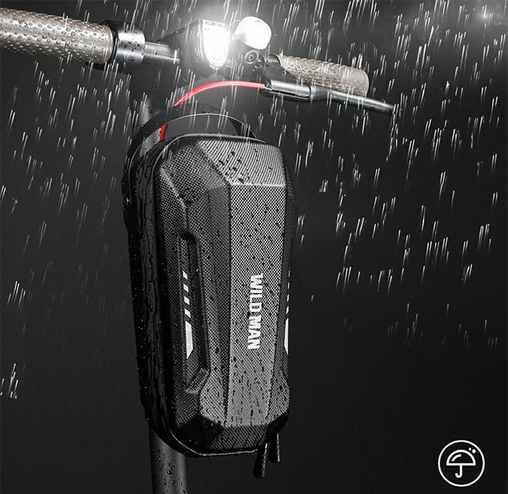 Actual product image Wildman Etui/uchwyt na hulajnogę GD9X PLUS sakwa na ramę czarna/black