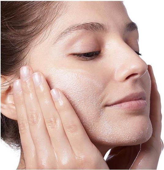 Produktbild CeraVe SA Glättende Reinigung: mildes Reinigungsgel für Gesicht und Körper bei trockener Haut (Gel, 236 ml)