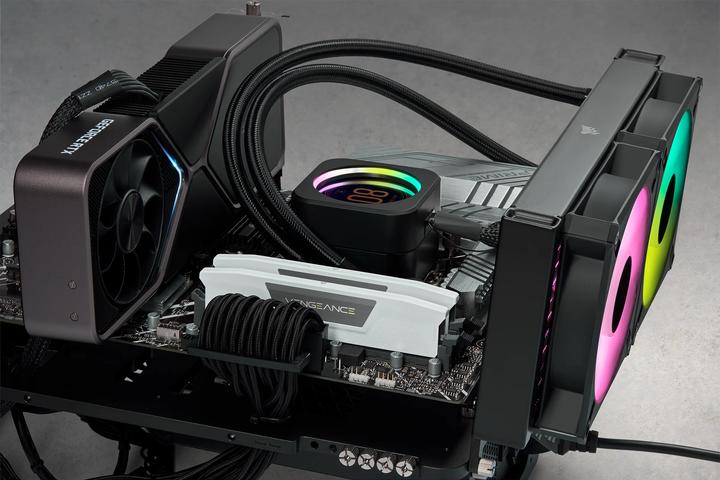 Image du produit Corsair RAM D5 6000 32 Go C36 Venegance K2 W (2 x 16GB, 6000 MHz, RAM DDR5, DIMM)