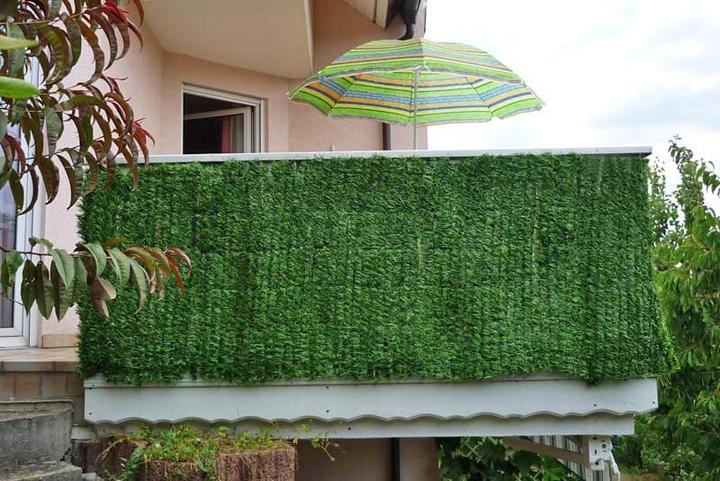 Produktbild Swisshandel24 Sichtschutz 300 x 150 cm Windschutz Verkleidung für Balkon Terrasse Zaun Tanne breit