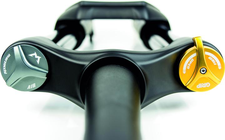 Image du produit Marzocchi fourche suspendue Bomber Z1 27.5" 180 Sweep-Adj 15QRx110 15 T mat black 44 R (180 mm, Ressort)
