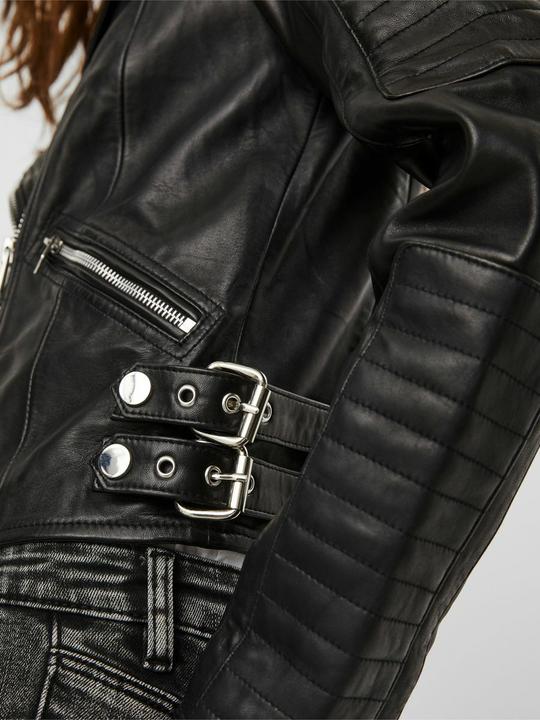 Produktbild Vero Moda Kurz geschnittene Jacke