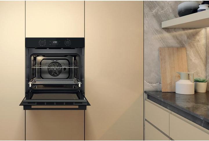 Actual product image Whirlpool OMK58CU1SB