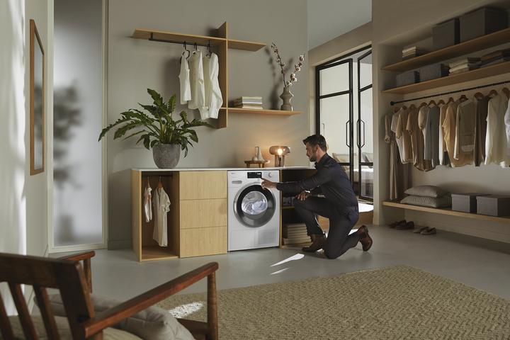 Actual product image Miele TWH 700-80 CH (9 kg, Left, CH plug)