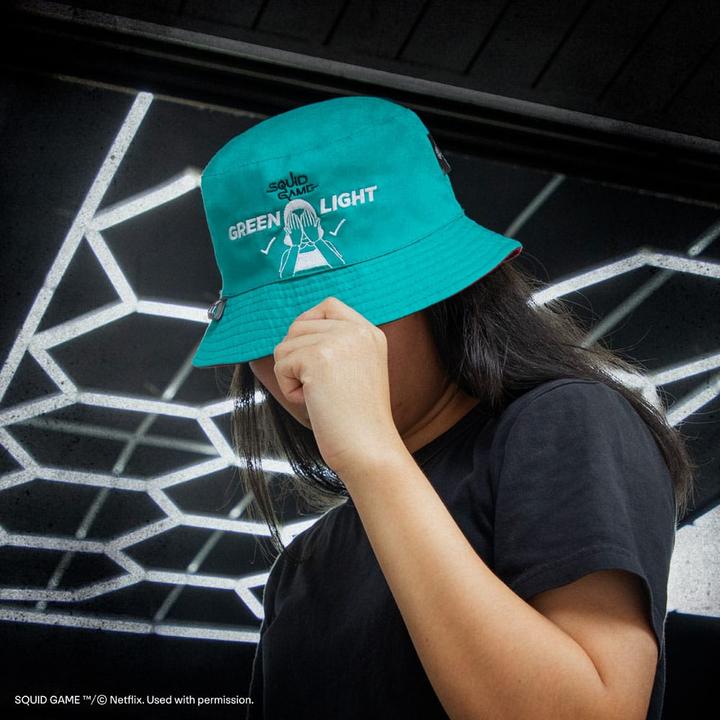 Image du produit Cinereplicas Chapeau de pêcheur Squid Game Red light, green light