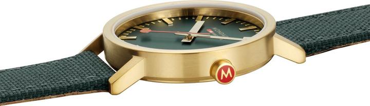 Actual product image Mondaine Classic - inspired by nature - Ip Gold (Analogue wristwatch, 40 mm)
