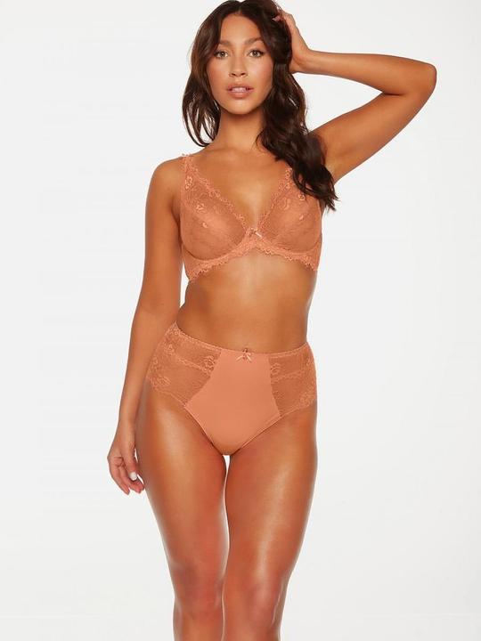 Bella Misteria Soft model (85 C)