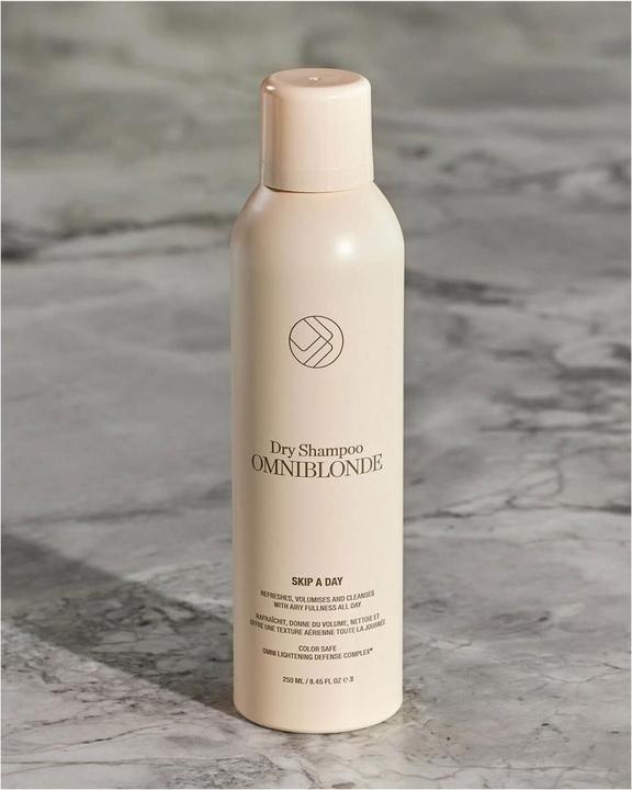 Actual product image Omniblonde - Skip A Day Dry Shampoo (100 ml, Dry shampoo)