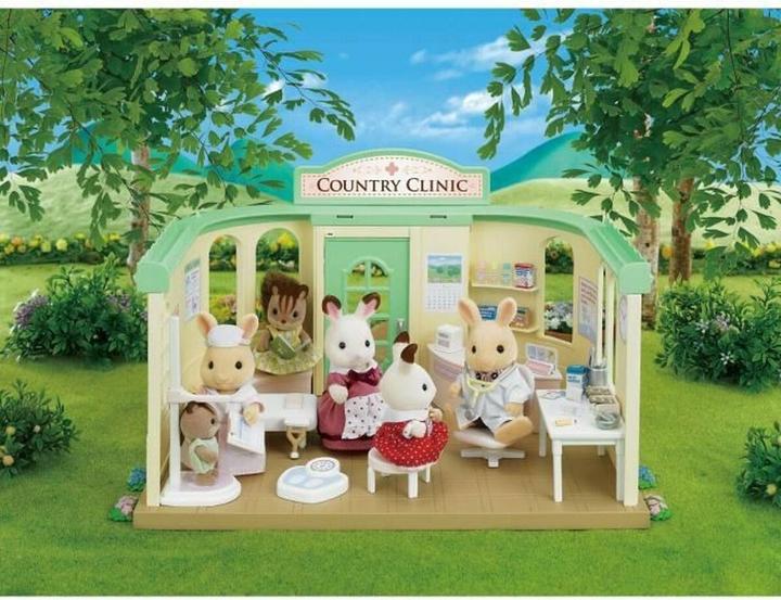 Actual product image Sylvanian Families rural clinic