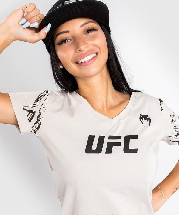 Image du produit UFC | Venum Authentic Fight Week 2.0 T-Shirt - For Women (M)