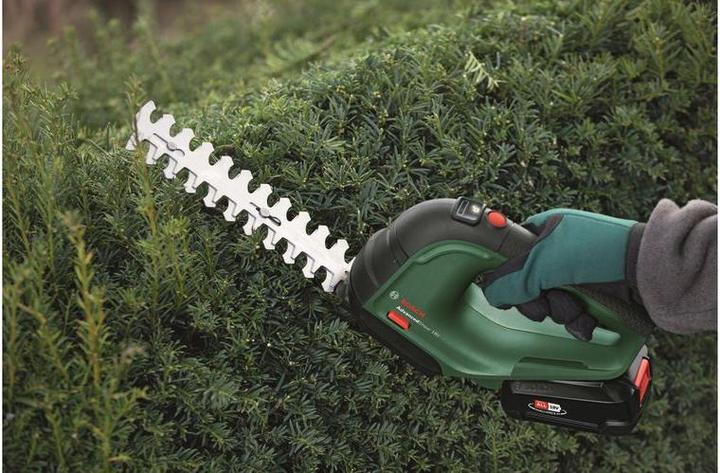 Productafbeelding Bosch Home & Garden Geavanceerde Schaar 18 Set (Draadloze heggenschaar)
