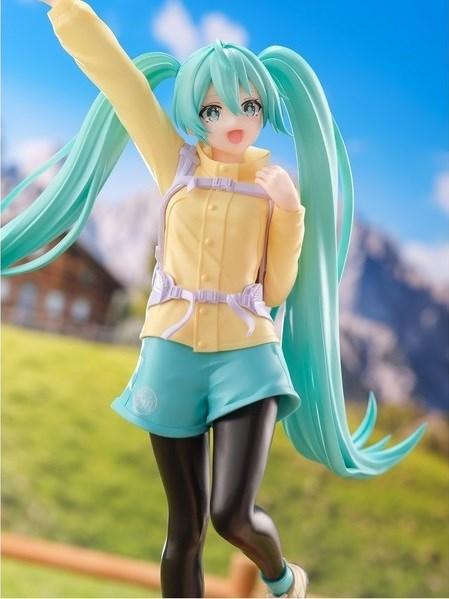 Image du produit Banpresto HATSUNE MIKU - Hatsune Miku - Figurine Holiday Memories 20cm