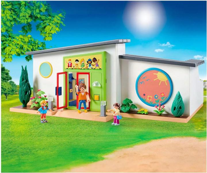 Actual product image Playmobil 71601 Day care centre 'Regenbogen' (71601, Playmobil My Life)