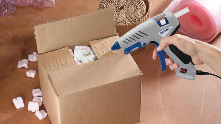 Actual product image Dremel Transparent glue sticks GG11