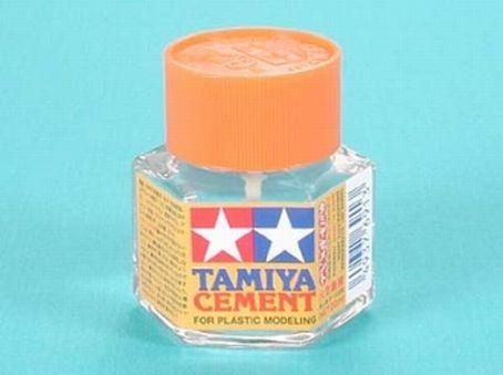 Immagine prodotto Tamiya Colla per modellismo flacone da 20 ml (20 ml)