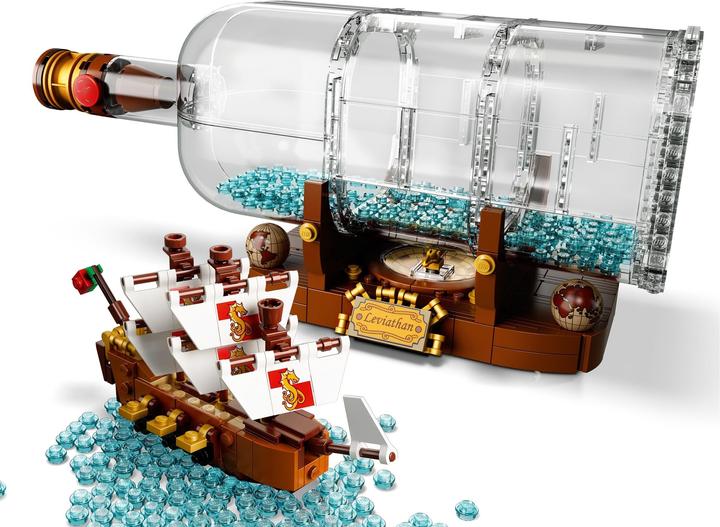 Actual product image LEGO Schiff in der Flasche (92177, LEGO Ideas)